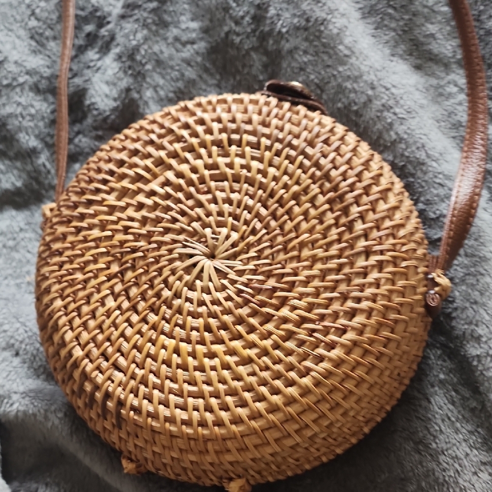 Source Unknown Woven Brown Crossbody Bag With Faux Leather Handle - Picture 2 of 6
